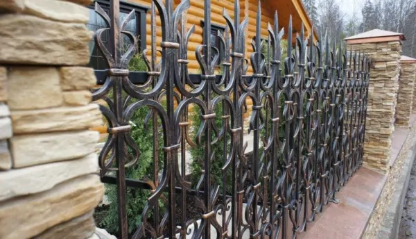 Экспорт продукции из металла по маршруту Россия (Липецк)–Франция (Ницца)